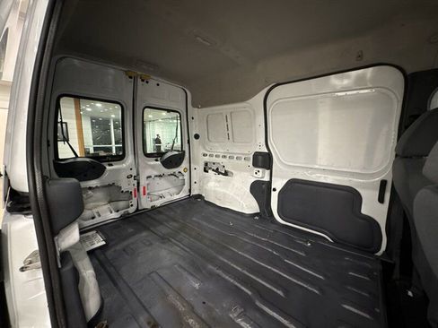 Used 2011 Ford Transit Connect XLT image 23