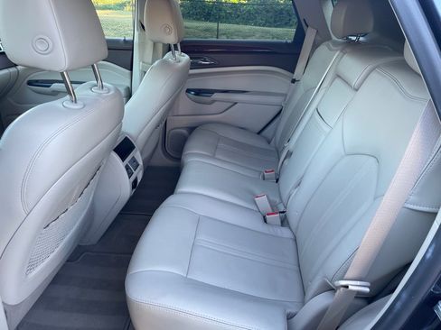 Used 2015 Cadillac SRX Luxury w/ Driver Awareness Package image 19