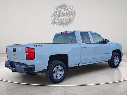 Used 2018 Chevrolet Silverado 1500 LT w/ Trailering Package AWD/4WD image 5