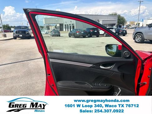 Used 2018 Honda Civic EX image 10