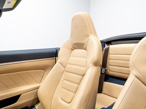 Used 2021 Porsche 911 Turbo S image 13