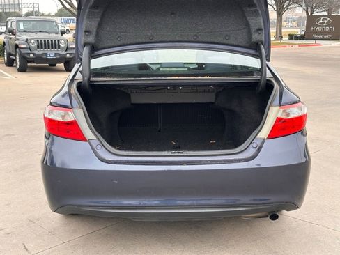 Used 2016 Toyota Camry LE image 13