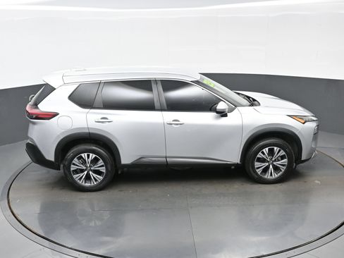 Used 2023 Nissan Rogue SV AWD/4WD image 39