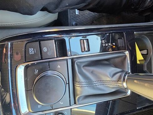 Used 2023 MAZDA CX-30 AWD 2.5 S w/ Preferred Package image 16