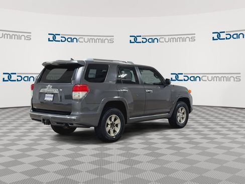 Used 2010 Toyota 4Runner SR5 AWD/4WD image 8
