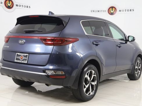 Used 2020 Kia Sportage LX w/ LX Popular Package AWD/4WD image 3