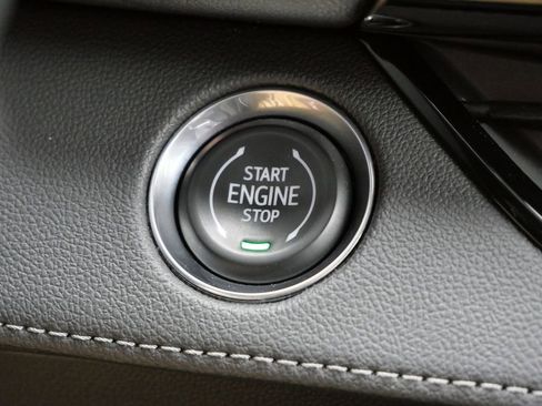 Used 2025 Buick Enclave Sport Touring image 49