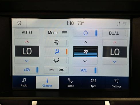 Used 2022 Ford Mustang Premium RWD image 31