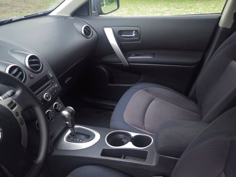 Used 2008 Nissan Rogue SL w/ Moonroof Pkg AWD/4WD image 13