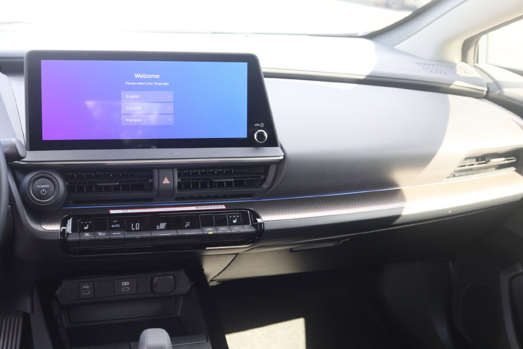 Used 2026 Toyota Prius XLE FWD image 13