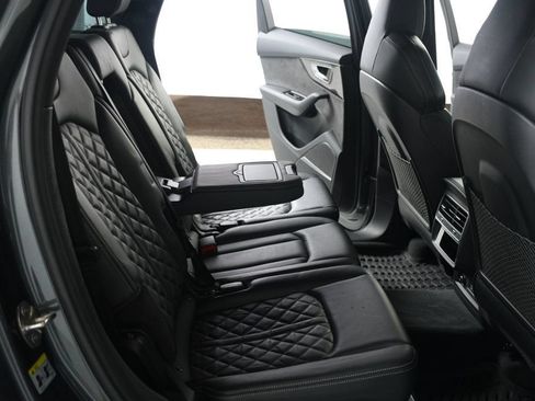 Used 2021 Audi SQ7 Premium Plus AWD/4WD image 38