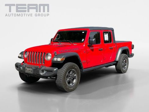 Used 2023 Jeep Gladiator Rubicon w/ Trailer Tow Package AWD/4WD image 3