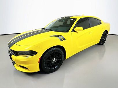 Used 2017 Dodge Charger SXT w/ Blacktop Package