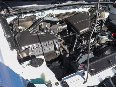 Used 2019 Toyota Tacoma SR5 image 11