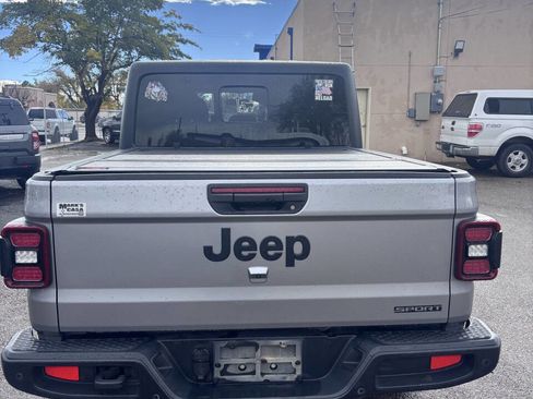 Used 2020 Jeep Gladiator Sport w/ Quick Order Package 24S image 6