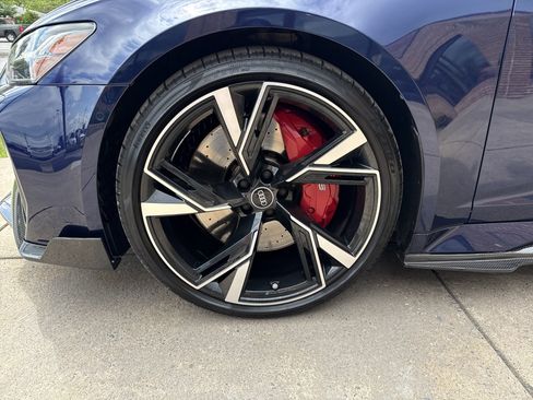 Used 2021 Audi RS 6 w/ Carbon Optic Package AWD/4WD image 11