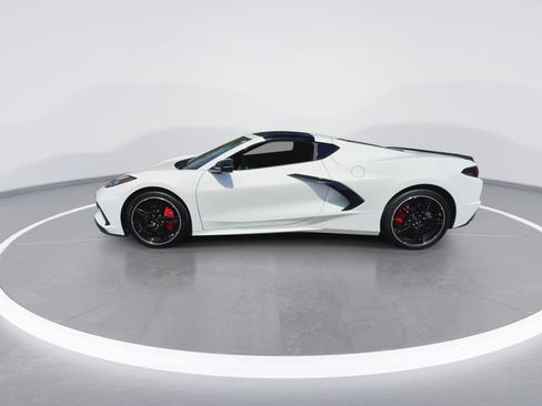 Used 2024 Chevrolet Corvette Stingray Coupe w/ 1LT RWD image 6