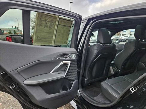 Used 2025 BMW X2 xDrive28i w/ Premium Package image 19