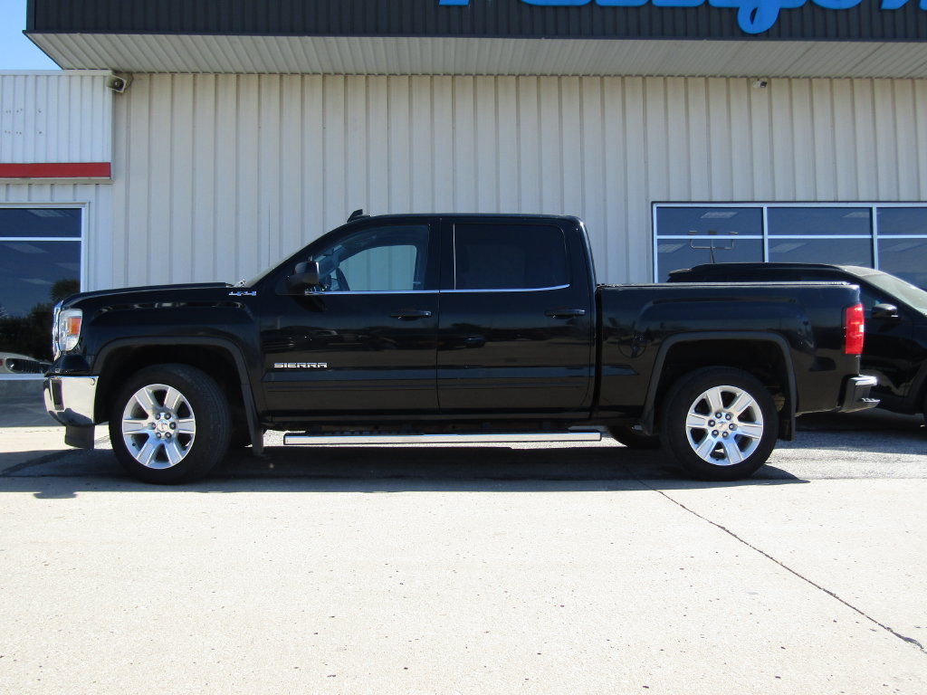 Used 2015 GMC Sierra 1500 SLE w/ SLE Value Package AWD/4WD image 11