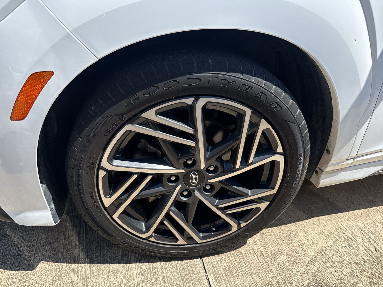 Used 2023 Hyundai Kona N Line w/ Cargo Package FWD image 2