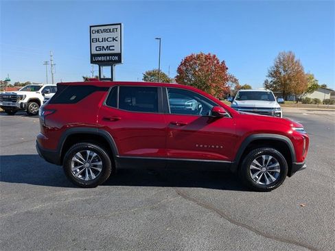 New 2026 Chevrolet Equinox LT w/ Convenience Package II image 2