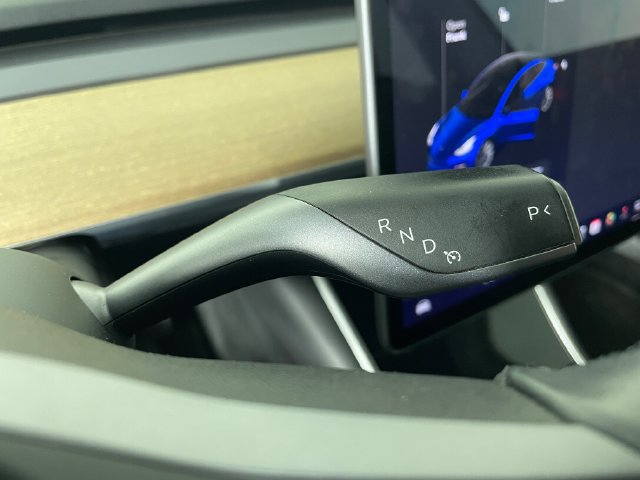 Used 2019 Tesla Model 3 Mid Range RWD image 8