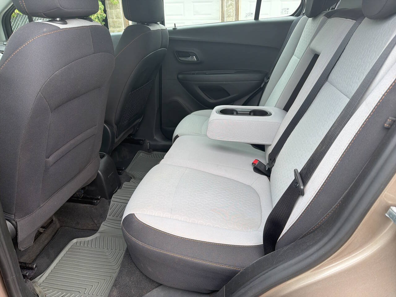 Used 2018 Chevrolet Trax LS AWD/4WD image 15