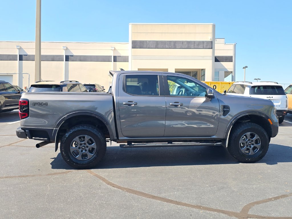 Used 2024 Ford Ranger Lariat w/ FX4 Off-Road Package AWD/4WD image 2