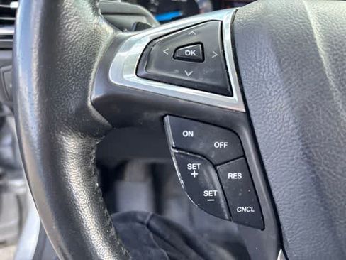 Used 2013 Ford Fusion SE FWD image 11