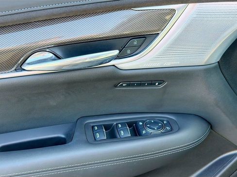 Certified 2025 Cadillac XT6 Premium Luxury w/ Platinum Package AWD/4WD image 14