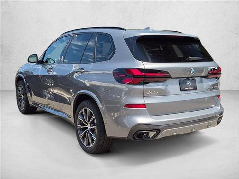 New 2026 BMW X5 xDrive40i w/ M Sport Package AWD/4WD image 9