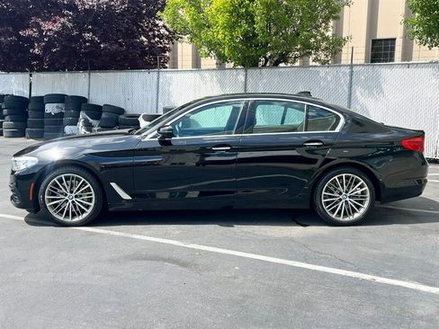 Used 2018 BMW 530i xDrive AWD/4WD image 4