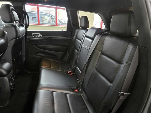 Used 2019 Jeep Grand Cherokee Limited AWD/4WD image 33