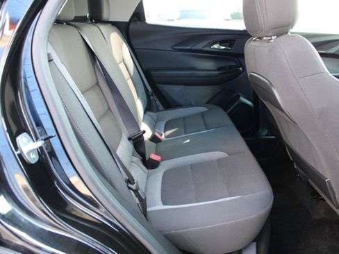 Used 2023 Chevrolet TrailBlazer LT FWD image 46