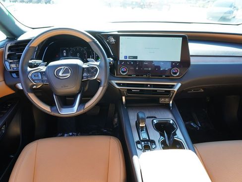 Used 2024 Lexus RX 350 Premium w/ Convenience Package FWD image 20