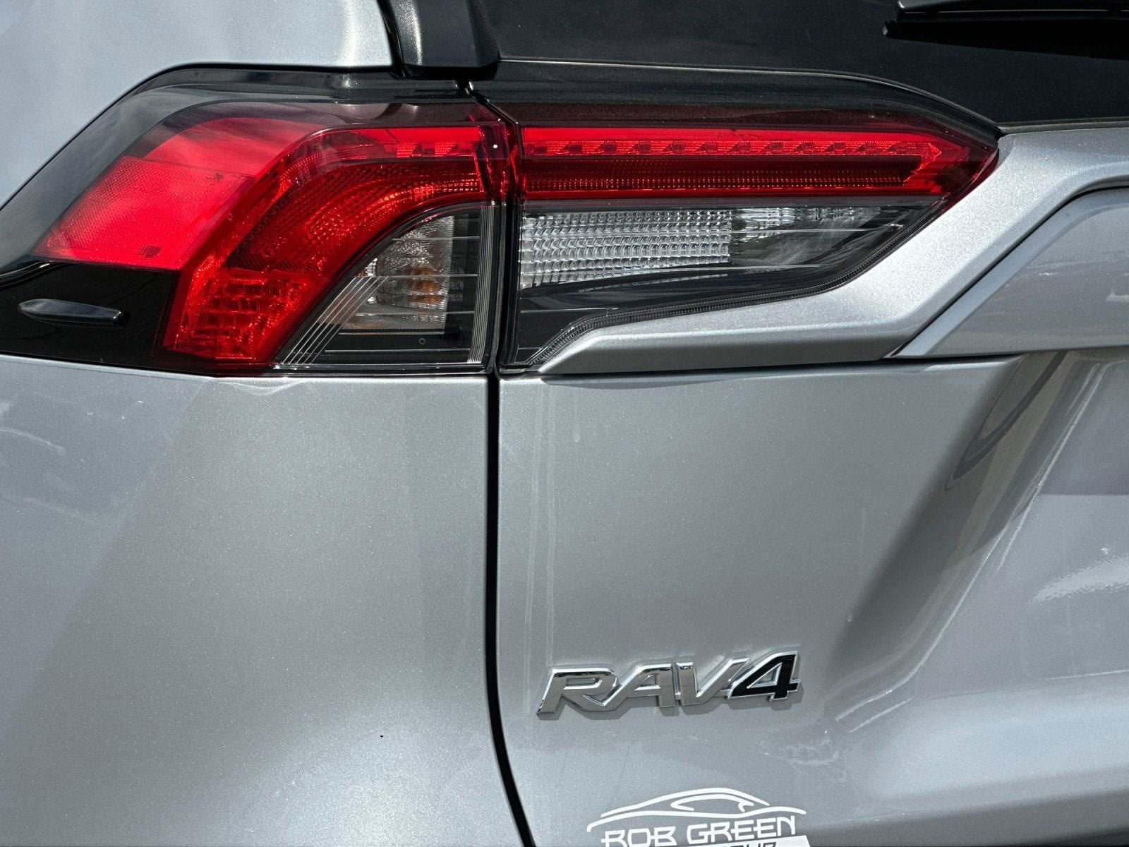Used 2025 Toyota RAV4 XLE AWD/4WD image 32