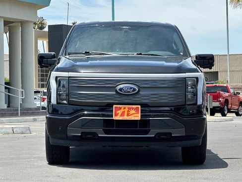 Used 2022 Ford F150 Lightning Lariat AWD/4WD image 8