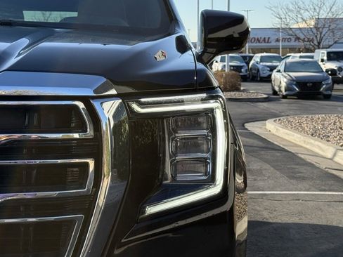 Used 2022 GMC Yukon XL SLT image 33