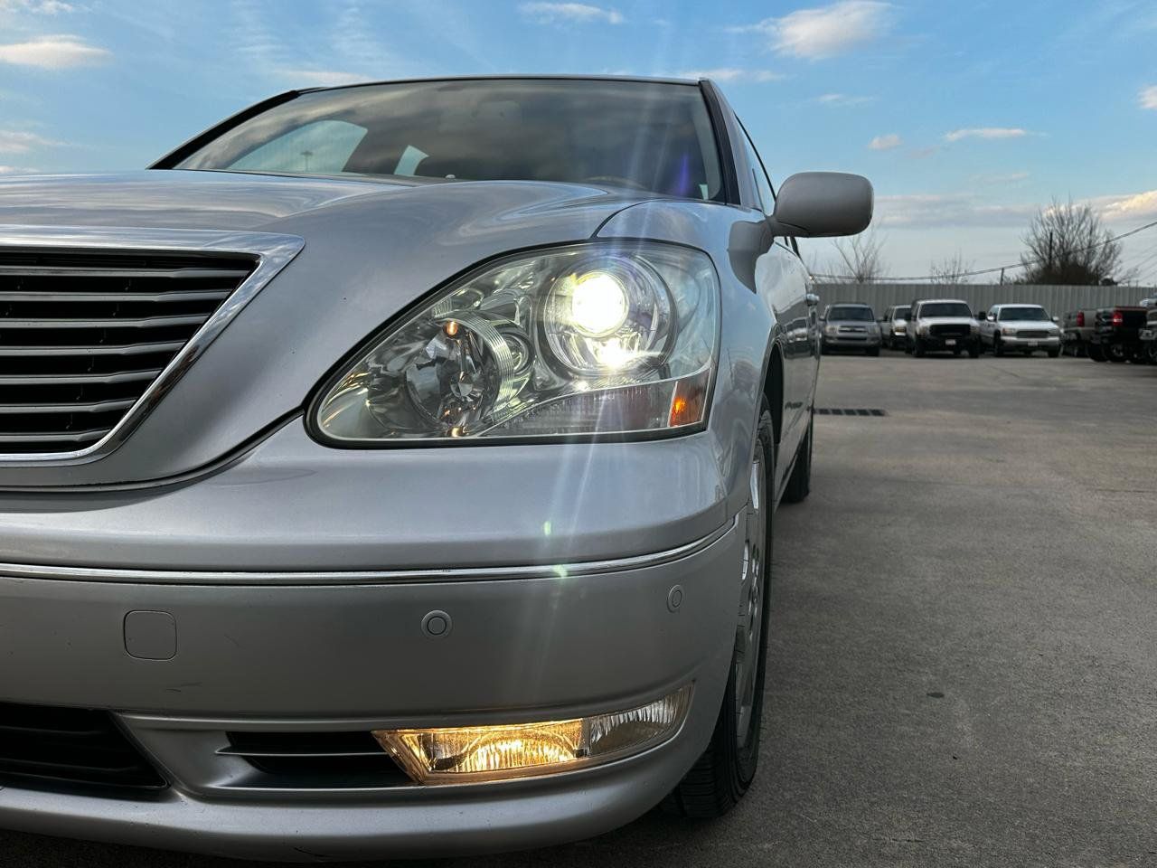 Used 2004 Lexus LS 430 RWD image 21