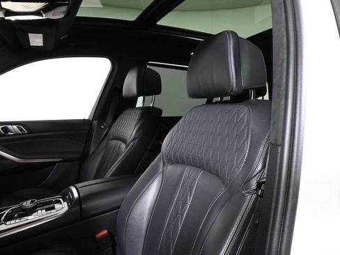 Certified 2024 BMW X7 M60i w/ Executive Package AWD/4WD image 5