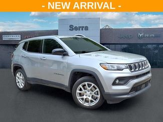 Used 2024 Jeep Compass Latitude AWD/4WD video 1