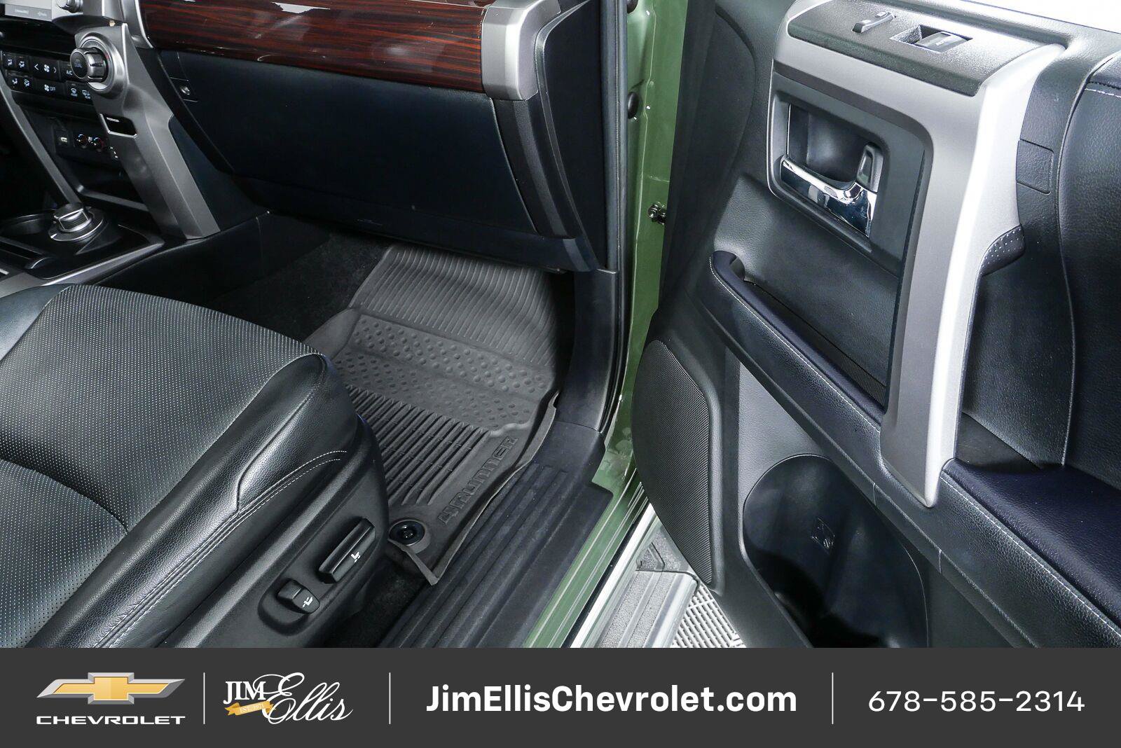 Used 2022 Toyota 4Runner Limited AWD/4WD image 24