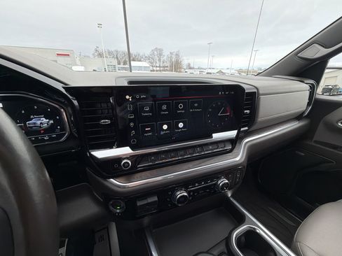 Used 2022 GMC Sierra 1500 SLT w/ SLT Premium Plus Package image 13