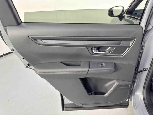 Used 2024 Honda CR-V Sport image 38