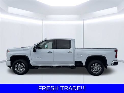 Used 2021 Chevrolet Silverado 3500 High Country w/ Z71 Off-Road Package AWD/4WD image 4