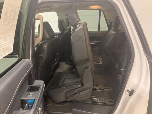 Used 2024 Ford Expedition Max XLT AWD/4WD image 22