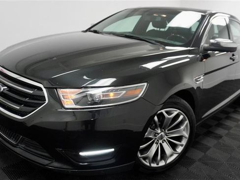 Used 2015 Ford Taurus Limited image 46