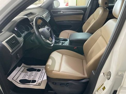 Certified 2020 Volkswagen Atlas Cross Sport SE AWD/4WD image 15