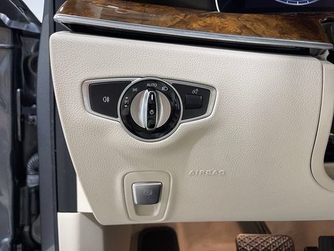 Certified 2020 Mercedes-Benz E 350 4MATIC Sedan image 19
