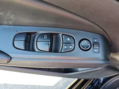 Used 2024 Nissan Altima 2.5 SV FWD image 32
